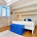 Antisin Villa *