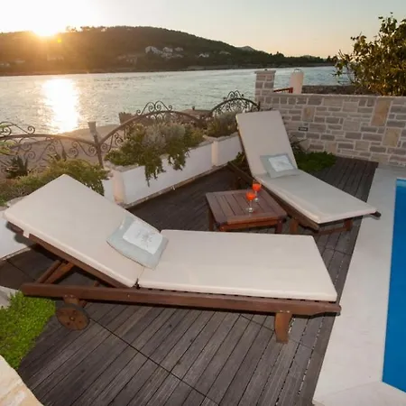 Villa Antisin *