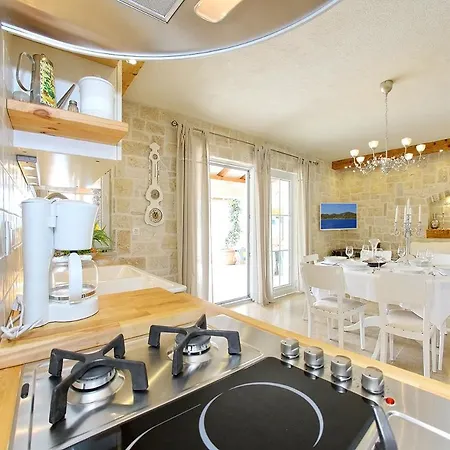 Villa Antisin *