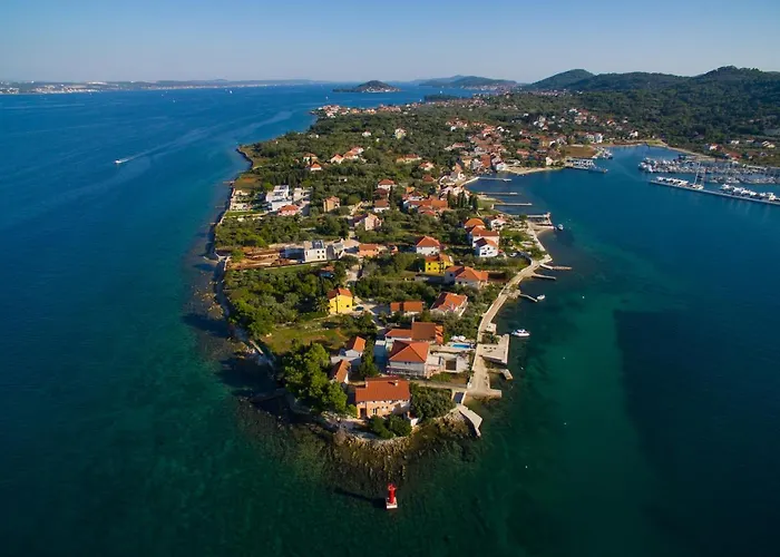 Antisin Vila Preko