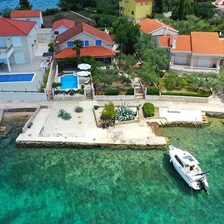 Vila Antisin Preko